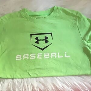Under Armour Green Short Sleeve Baseball Tee